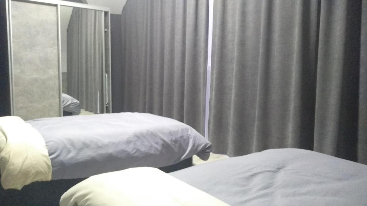 Uzhorod 3 Room Lovely House 外观 照片